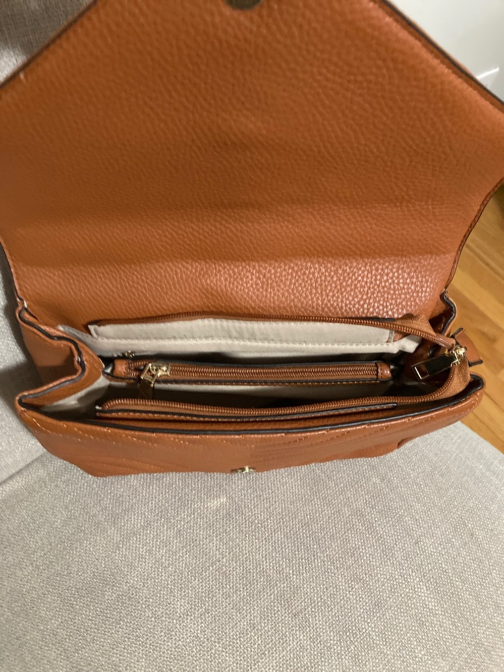 Rehab Bags & Wallets - Picture 12 of 14